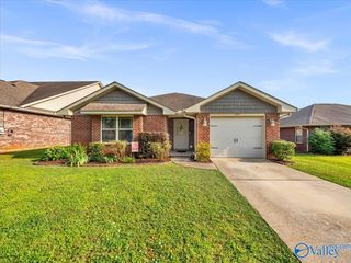 143 Fields Pond Drive, Madison, AL 35756