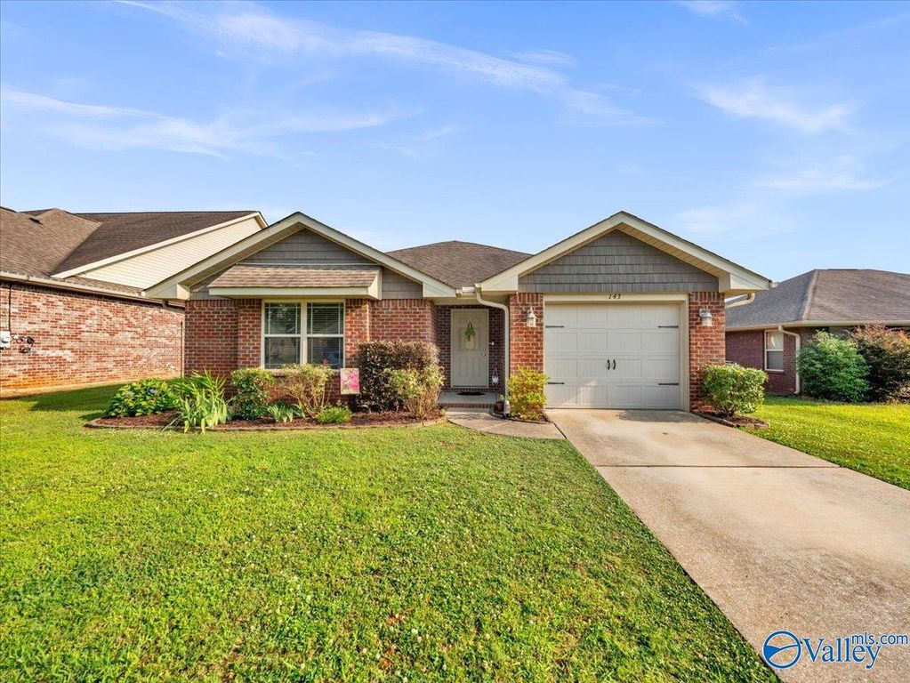 143 Fields Pond Drive, Madison, AL 35756