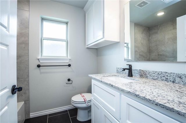 14309 Limestone Lane, Yukon, OK 73099