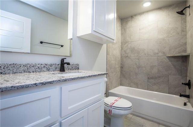 14309 Limestone Lane, Yukon, OK 73099