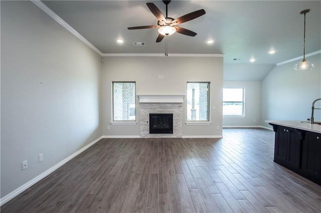 14309 Limestone Lane, Yukon, OK 73099