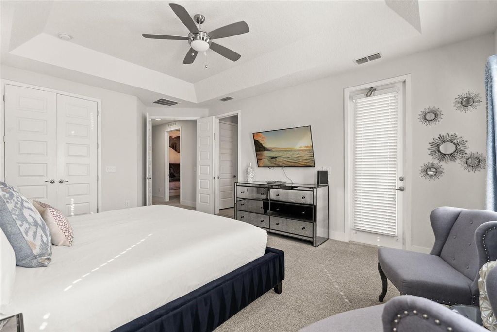 Image 12 of property listing at 1113 CASTLE PINES COURT, Reunion, FL 34747