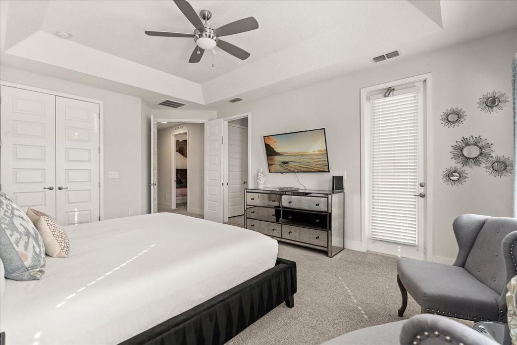 Image 13 of property listing at 1113 CASTLE PINES COURT, Reunion, FL 34747