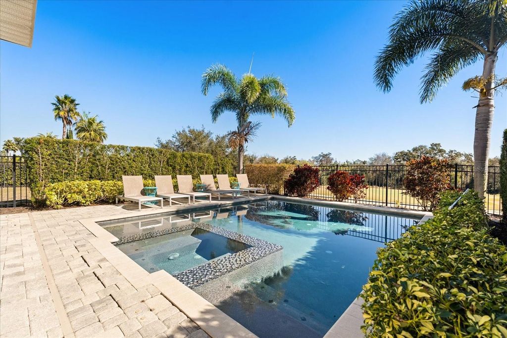 Image 45 of property listing at 1113 CASTLE PINES COURT, Reunion, FL 34747