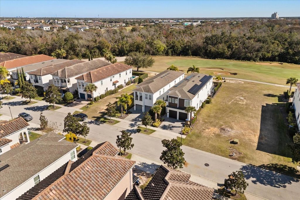 Image 51 of property listing at 1113 CASTLE PINES COURT, Reunion, FL 34747