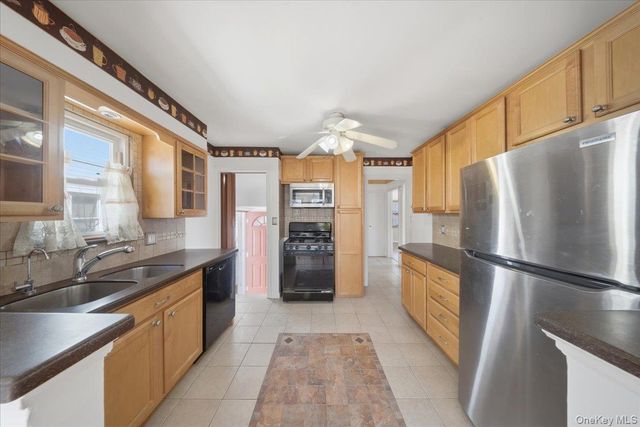 115-11 Parkway Drive, Elmont, NY 11003