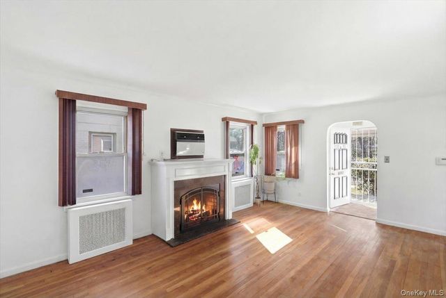 115-11 Parkway Drive, Elmont, NY 11003