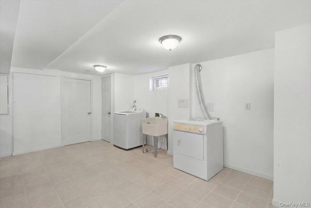 115-11 Parkway Drive, Elmont, NY 11003
