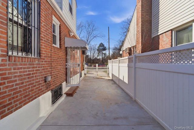 115-11 Parkway Drive, Elmont, NY 11003