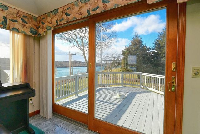 18 Gibbs Road, Bourne, MA 02562