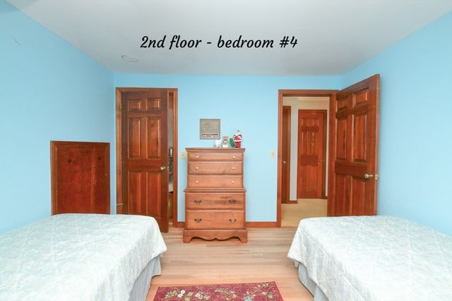 18 Gibbs Road, Bourne, MA 02562