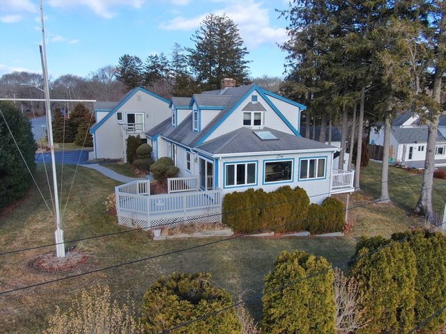 18 Gibbs Road, Bourne, MA 02562
