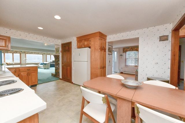 18 Gibbs Road, Bourne, MA 02562