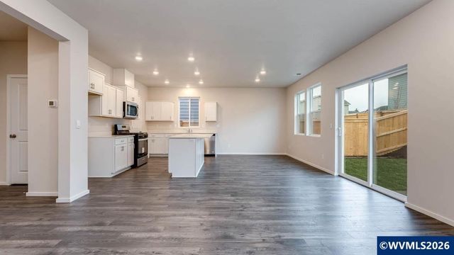 4969 Dilling Av NE, Salem, OR 97301