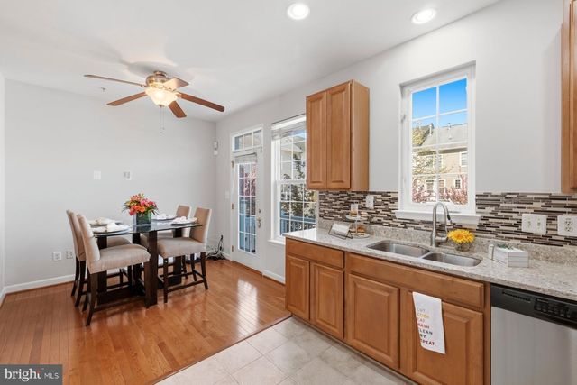 4210 TALMADGE CIR, Suitland, MD 20746