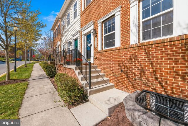 4210 TALMADGE CIR, Suitland, MD 20746