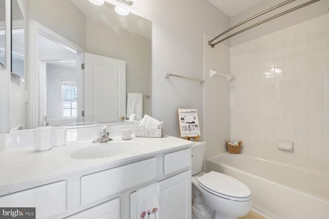 4210 TALMADGE CIR, Suitland, MD 20746
