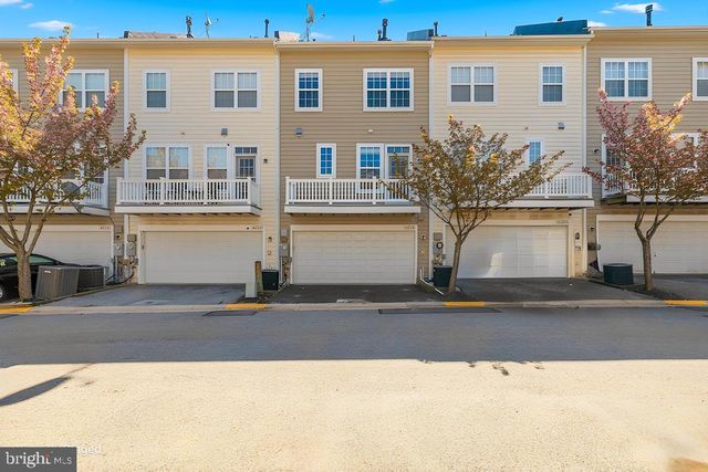 4210 TALMADGE CIR, Suitland, MD 20746