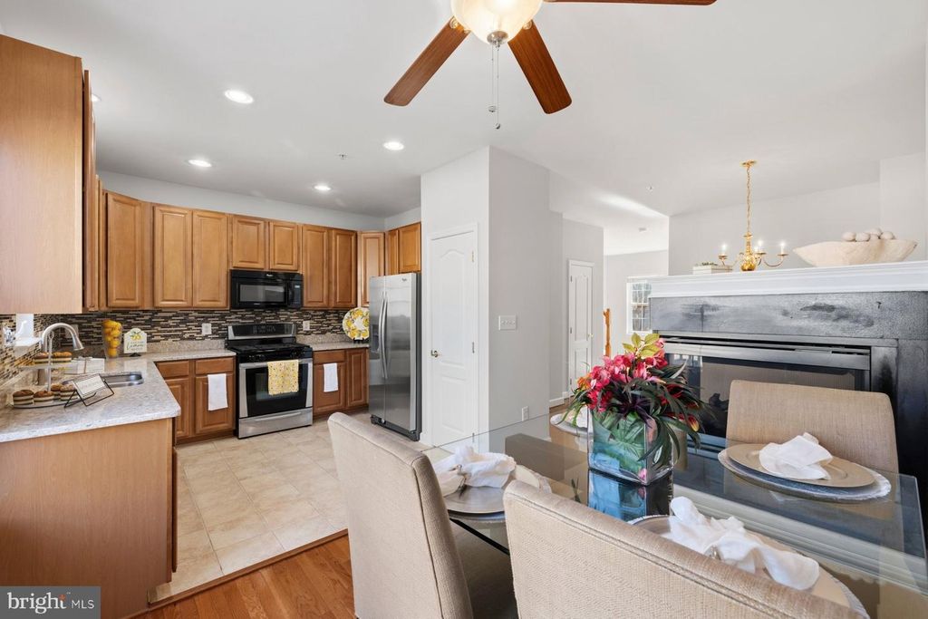 Image 11 of property listing at 4210 TALMADGE CIR, Suitland, MD 20746