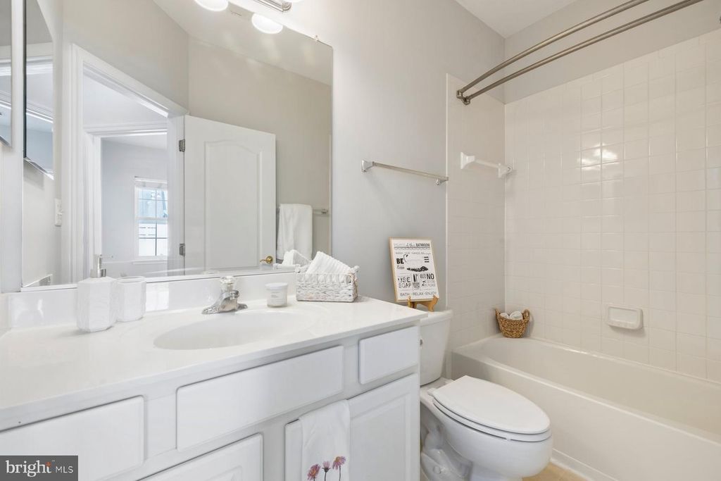 Image 22 of property listing at 4210 TALMADGE CIR, Suitland, MD 20746