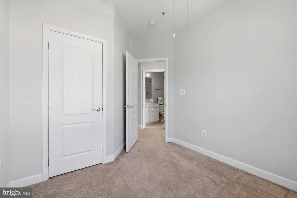 Image 23 of property listing at 4210 TALMADGE CIR, Suitland, MD 20746