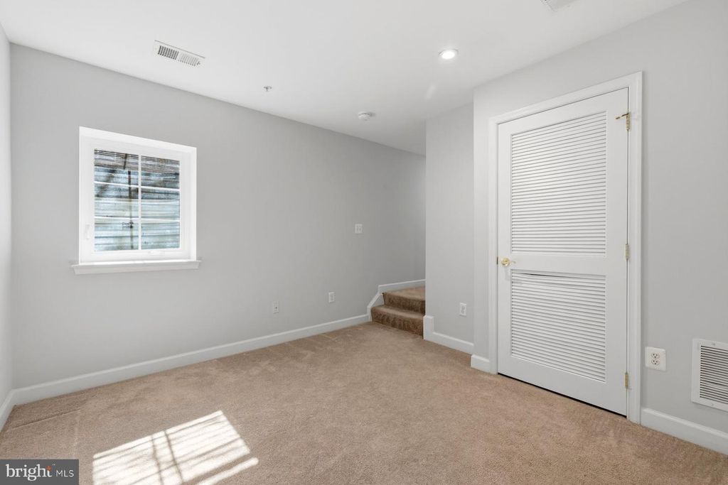 Image 29 of property listing at 4210 TALMADGE CIR, Suitland, MD 20746