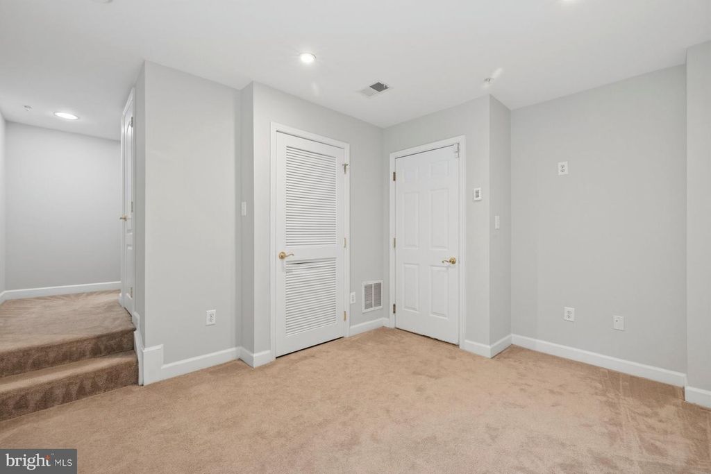 Image 30 of property listing at 4210 TALMADGE CIR, Suitland, MD 20746