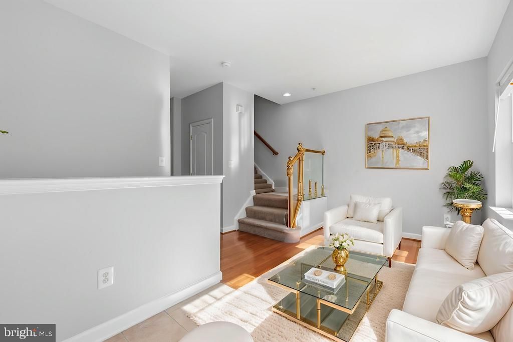 Image 4 of property listing at 4210 TALMADGE CIR, Suitland, MD 20746