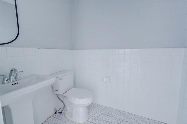 623 N Richmond Road, Wharton, TX 77488