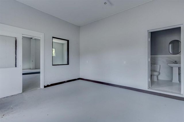 623 N Richmond Road, Wharton, TX 77488