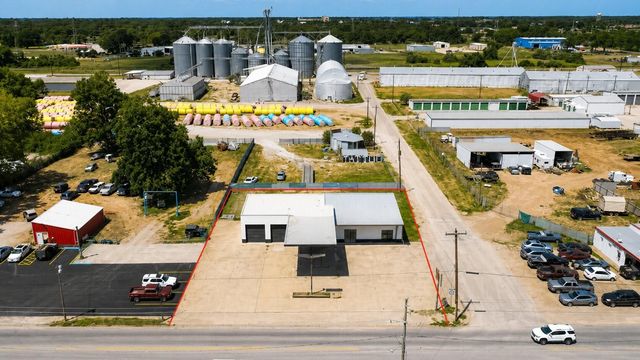 623 N Richmond Road, Wharton, TX 77488