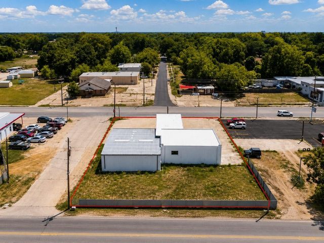 623 N Richmond Road, Wharton, TX 77488