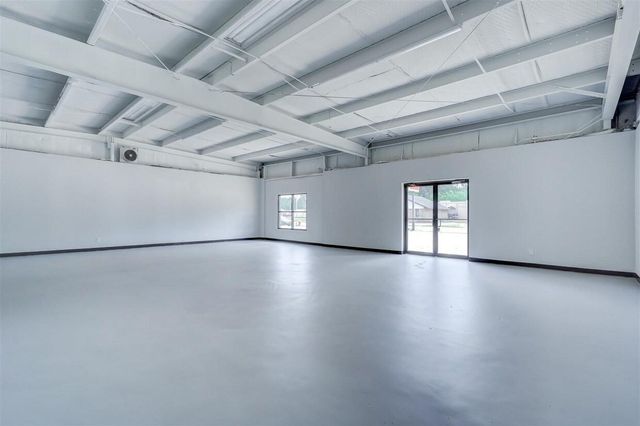 623 N Richmond Road, Wharton, TX 77488