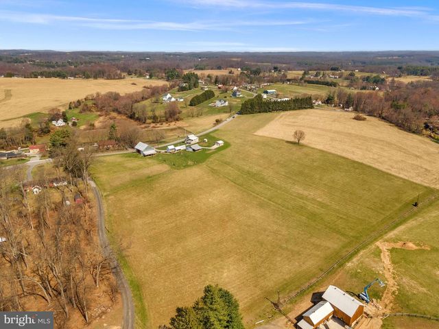 18723 UPPER BECKLEYSVILLE RD, Hampstead, MD 21074