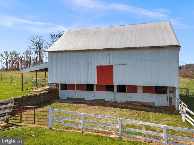 18723 UPPER BECKLEYSVILLE RD, Hampstead, MD 21074