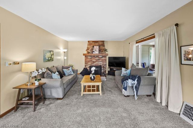 3909 Vira Road, Stow, OH 44224