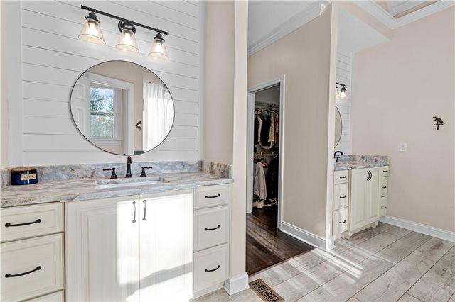 300 Farm Path Place, Woodstock, GA 30188