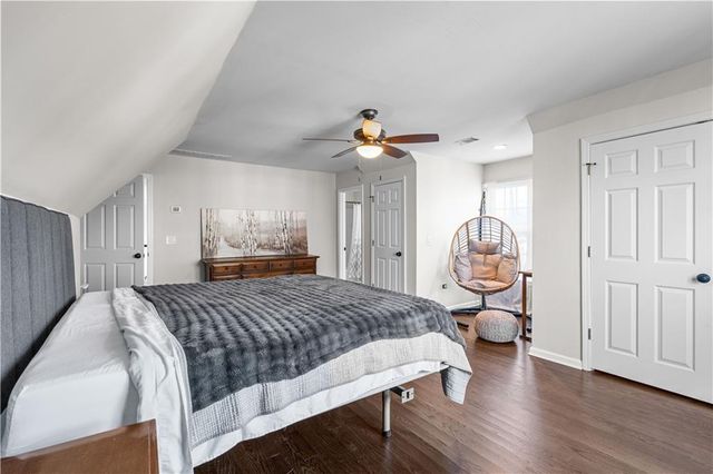 300 Farm Path Place, Woodstock, GA 30188