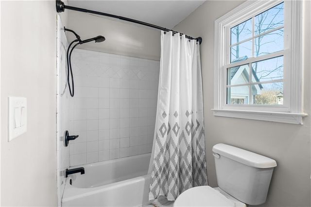 300 Farm Path Place, Woodstock, GA 30188