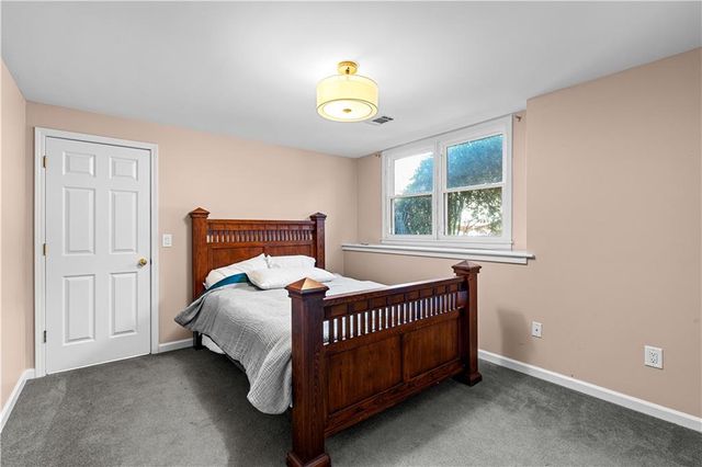 300 Farm Path Place, Woodstock, GA 30188