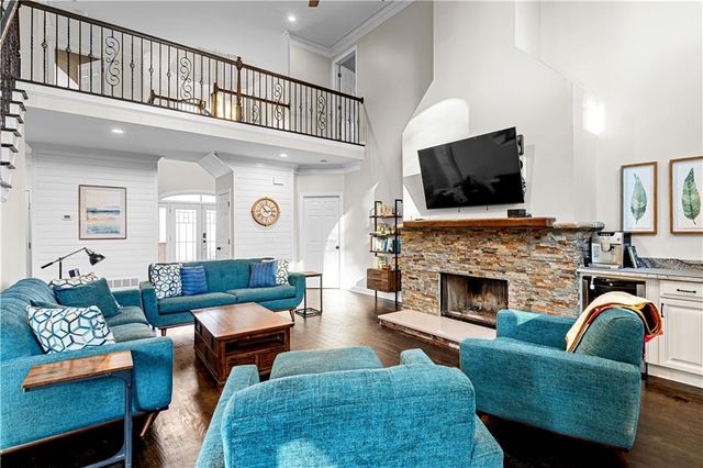 300 Farm Path Place, Woodstock, GA 30188