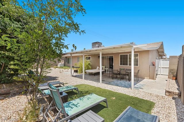 5333 Longridge Avenue, Las Vegas, NV 89146