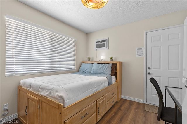 5333 Longridge Avenue, Las Vegas, NV 89146