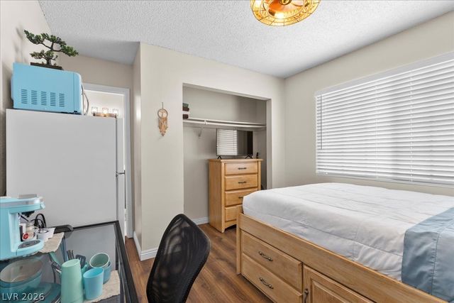5333 Longridge Avenue, Las Vegas, NV 89146