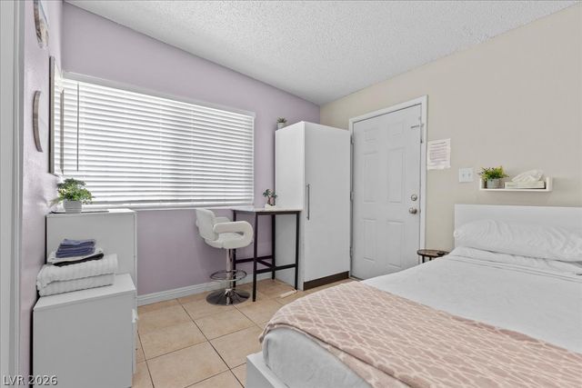 5333 Longridge Avenue, Las Vegas, NV 89146