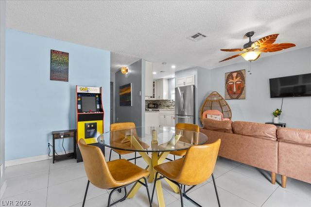 5333 Longridge Avenue, Las Vegas, NV 89146