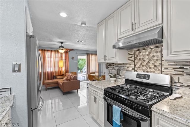 5333 Longridge Avenue, Las Vegas, NV 89146