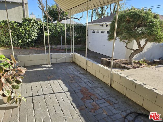 2944 Mayfield Avenue, La Crescenta, CA 91214