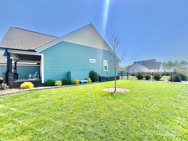 1050 Coppergate Drive, Salisbury, NC 28147