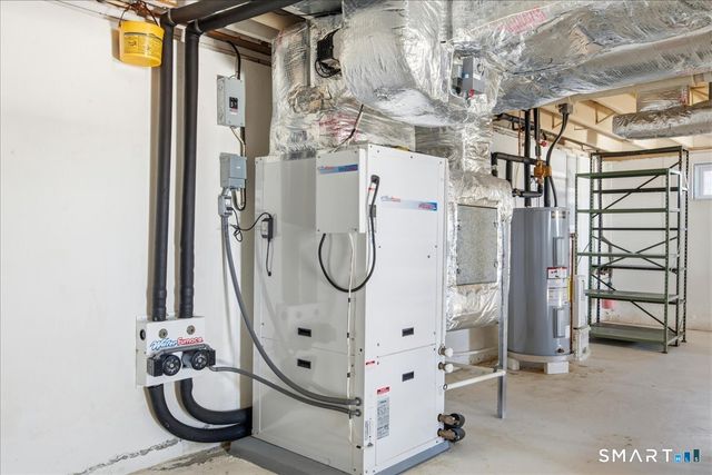 3 Lamberts Lane, Stonington, CT 06378